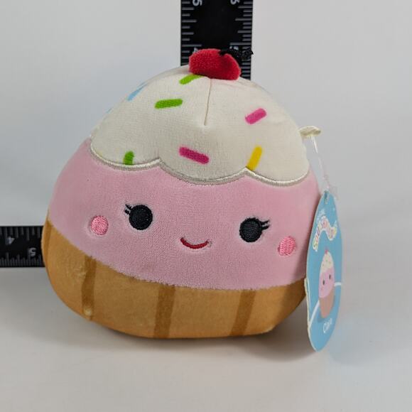 Squishmallow Clara Cupcake Sm 5" Birthday GIft Present Collector Pink Sprinkle - Picture 9 of 11